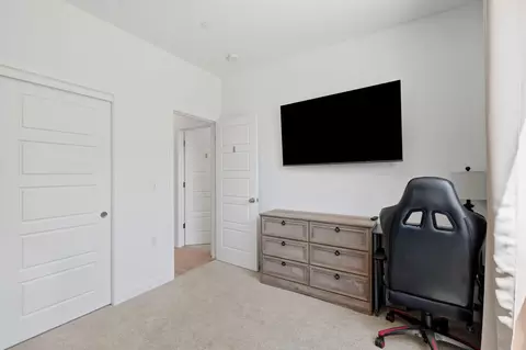 Other - 530 Baylor Dr, Lemoore, CA 93245 photo 4 of 5