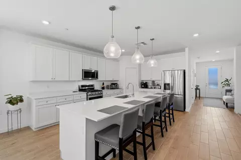 Kitchen - 530 Baylor Dr, Lemoore, CA 93245 photo 2 of 6