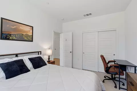 Bedroom - 530 Baylor Dr, Lemoore, CA 93245 photo 4 of 8