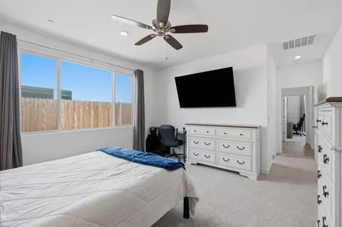 Bedroom - 530 Baylor Dr, Lemoore, CA 93245 photo 6 of 8