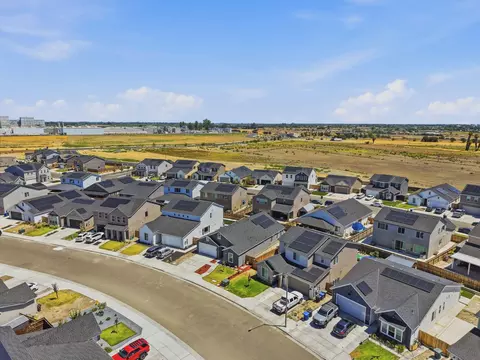 View/Area - 530 Baylor Dr, Lemoore, CA 93245 photo 6 of 9