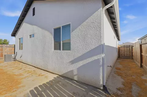554 Green Ln, Lemoore, CA 93245 photo 22