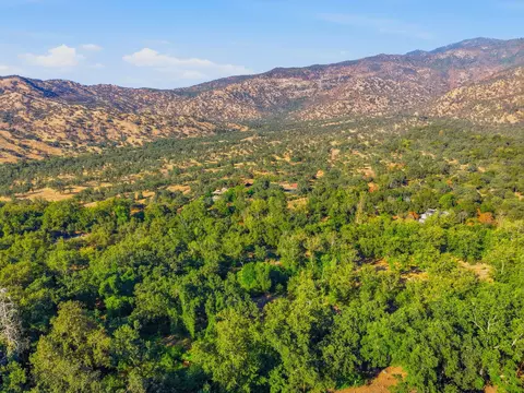 Redbud Trail, Three Rivers, CA 93271 photo 14