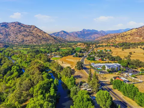 Sierra Drive, Three Rivers, CA 93271 photo 11