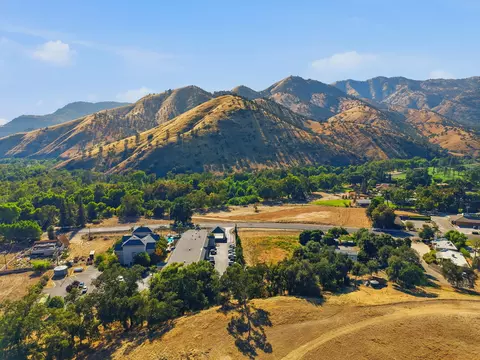 Sierra Drive, Three Rivers, CA 93271 photo 13