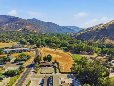 Sierra Drive, Three Rivers, CA 93271 photo 5