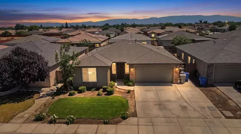 1309 Eagle Creek St, Bakersfield, CA 93307