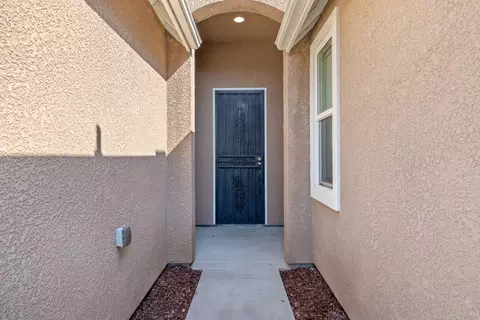 Entry Way - 3825 Chessa Ln, Clovis, CA 93619 photo 1 of 12