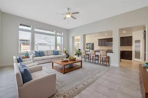 Living - 3825 Chessa Ln, Clovis, CA 93619 photo 3 of 6