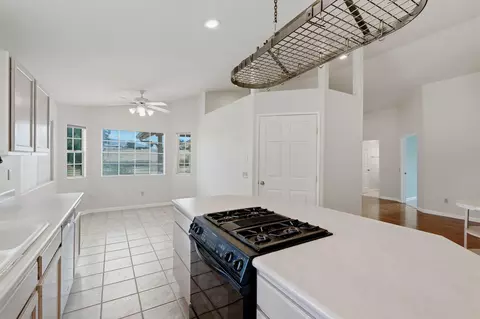 Kitchen - 33485 Globe Dr, Springville, CA 93265 photo 5 of 6