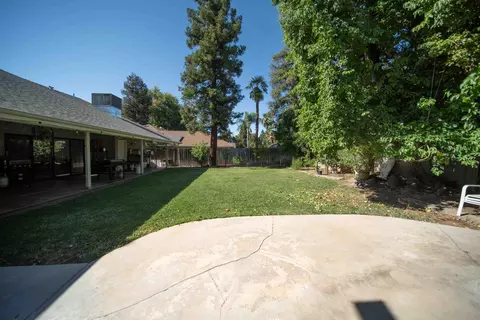 453 Timmy Ave, Clovis, CA 93612 photo 28