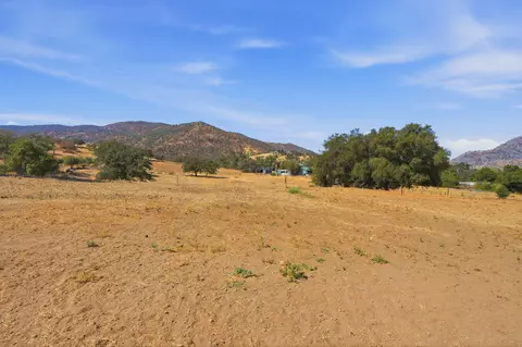 0 Old Three Rivers Rd, Three Rivers, CA 93271 photo 13
