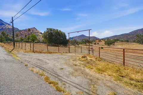 0 Old Three Rivers Rd, Three Rivers, CA 93271 photo 16