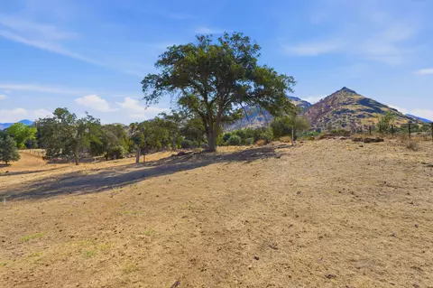 0 Old Three Rivers Rd, Three Rivers, CA 93271 photo 4