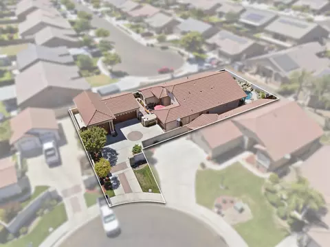 1220 E Copper Ct, Visalia, CA 93292 photo 68