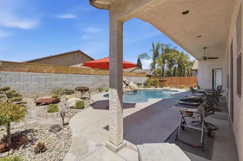 1220 E Copper Ct, Visalia, CA 93292 photo 36