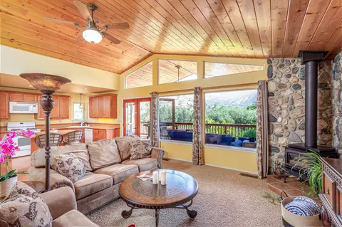 Living - 42854 Sierra Dr, Three Rivers, CA 93271 photo 1 of 3
