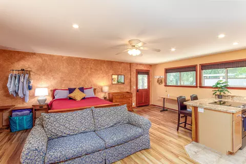 Bedroom - 42854 Sierra Dr, Three Rivers, CA 93271 photo 3 of 3