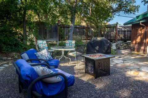 Exterior - 42854 Sierra Dr, Three Rivers, CA 93271 photo 10 of 24