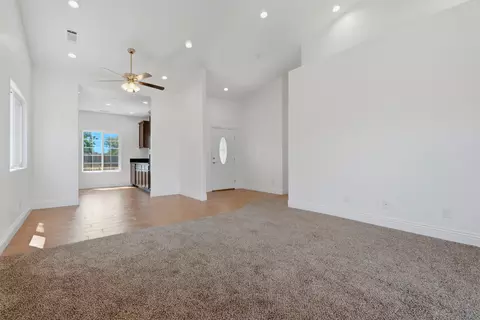 Living - 820 S Wright Way, Tulare, CA 93274 photo 2 of 4