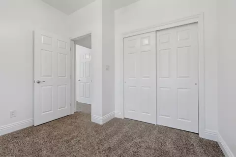 Bedroom - 820 S Wright Way, Tulare, CA 93274 photo 4 of 8