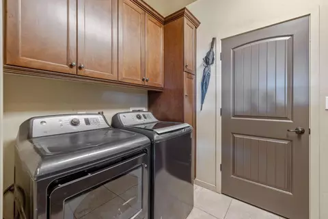 Other - 1499 Durango St, Tulare, CA 93274 photo 2 of 8
