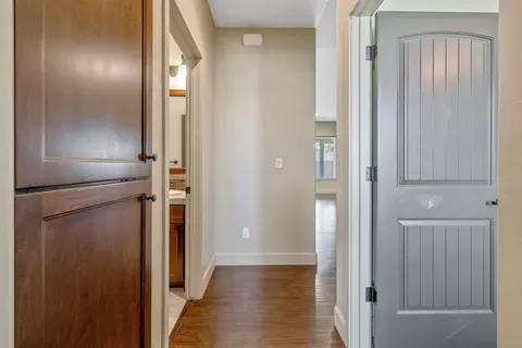 Entry Way - 1499 Durango St, Tulare, CA 93274 photo 11 of 12