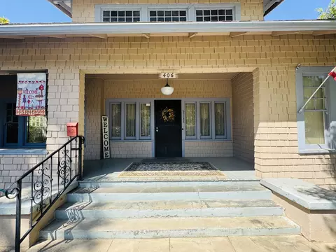 Exterior - 406 S E St, Exeter, CA 93221 photo 4 of 12