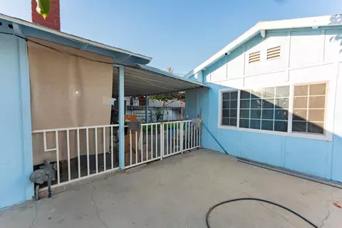 Exterior - 32934 Road 158, Ivanhoe, CA 93235 photo 4 of 8