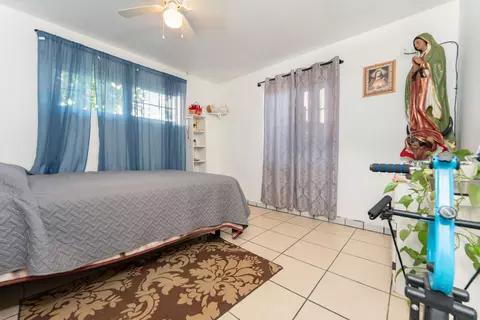 Bedroom - 32934 Road 158, Ivanhoe, CA 93235 photo 1 of 4