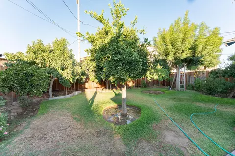 Exterior - 32934 Road 158, Ivanhoe, CA 93235 photo 7 of 8