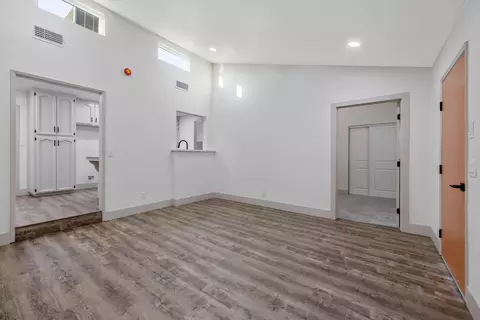 Living - 1019 E Laurel Ave, Visalia, CA 93292 photo 5 of 5