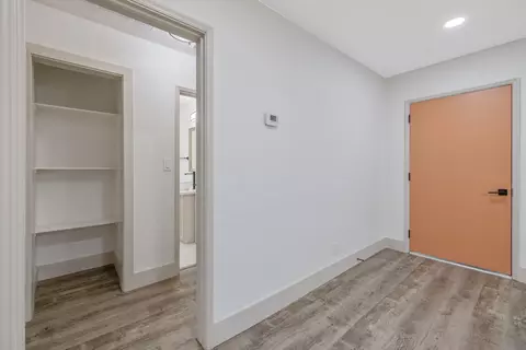 Entry Way - 1019 E Laurel Ave, Visalia, CA 93292 photo 1 of 5