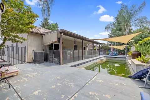 Exterior - 2715 E La Vida Ave, Visalia, CA 93292 photo 11 of 12