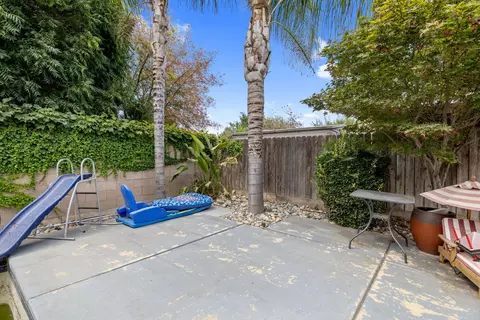 Exterior - 2715 E La Vida Ave, Visalia, CA 93292 photo 10 of 12