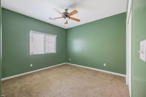 Bedroom - 2715 E La Vida Ave, Visalia, CA 93292 photo 1 of 4