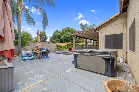 Exterior - 2715 E La Vida Ave, Visalia, CA 93292 photo 7 of 12