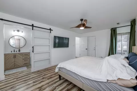 Bedroom - 5602 N Mccall Ave, Clovis, CA 93619 photo 4 of 4
