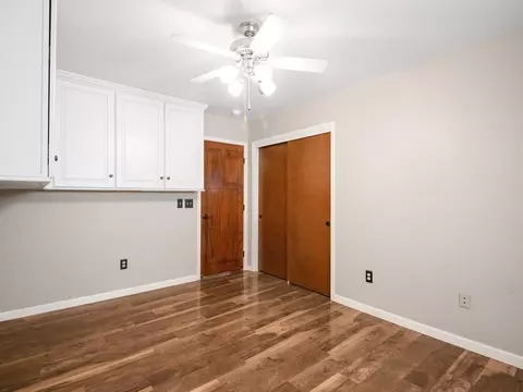 Bedroom - 1316 E Paradise Ct, Visalia, CA 93292 photo 4 of 4