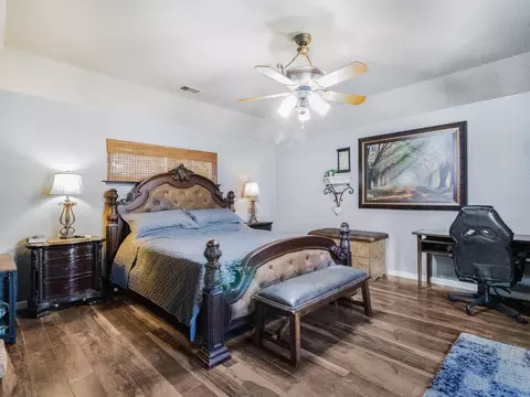Bedroom - 1316 E Paradise Ct, Visalia, CA 93292 photo 2 of 4
