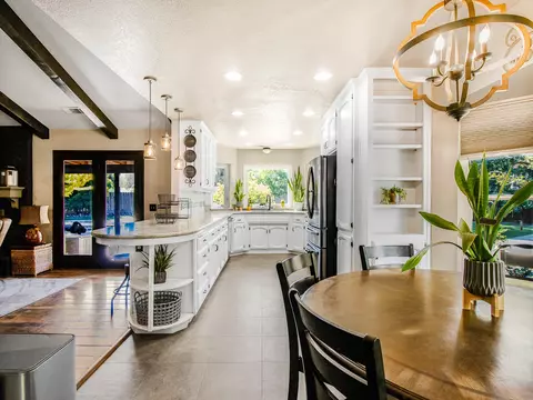 Kitchen - 1316 E Paradise Ct, Visalia, CA 93292 photo 1 of 3