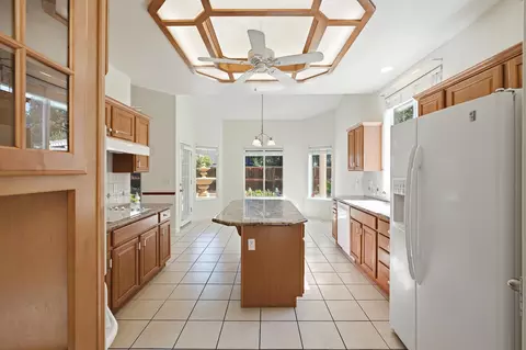 Kitchen - 6100 W School Ave, Visalia, CA 93291 photo 6 of 6