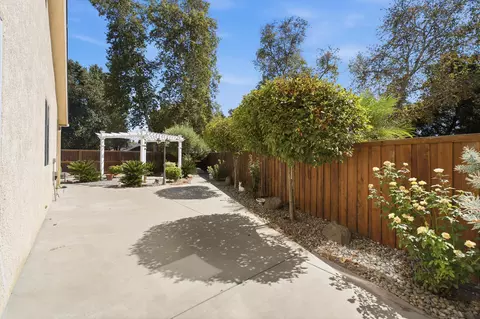 Exterior - 6100 W School Ave, Visalia, CA 93291 photo 13 of 13