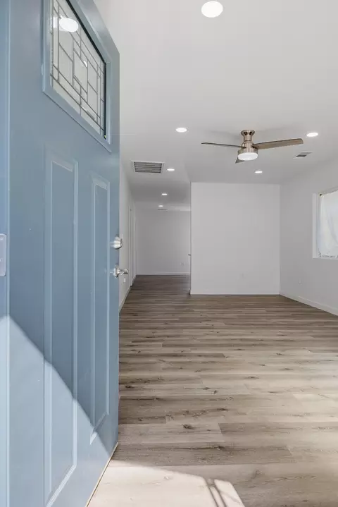 Entry Way - 309 S Quince Ave, Exeter, CA 93221 photo 2 of 3