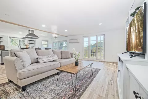 Living - 41899 S Fork Dr, Three Rivers, CA 93271 photo 1 of 2