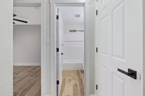 Entry Way - 215 Lombardy Ln, Lemoore, CA 93245 photo 4 of 4