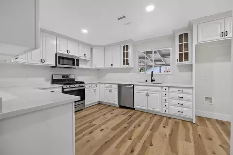 Kitchen - 215 Lombardy Ln, Lemoore, CA 93245 photo 1 of 2