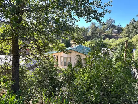 45130 Manter Meadow Dr, California Hot Springs, CA 93207