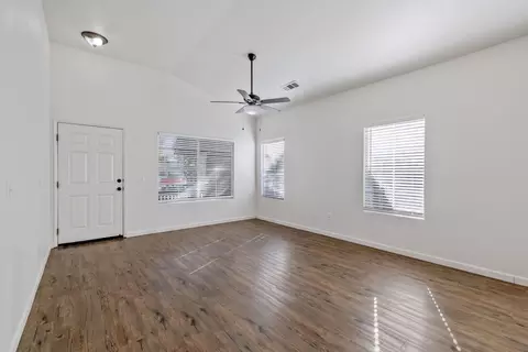 Living - 1404 Bradley Ct, Exeter, CA 93221 photo 1 of 3