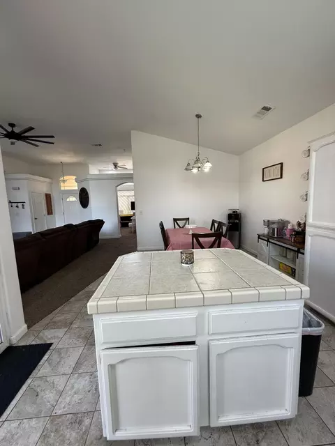Kitchen - 3942 E Four Creeks Ct, Visalia, CA 93292 photo 2 of 5